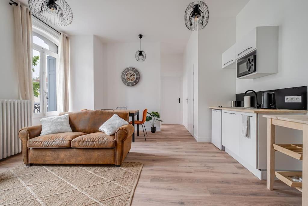 Grand Appartement «  City » Spacieux Et Moderne サン・テティエンヌ エクステリア 写真