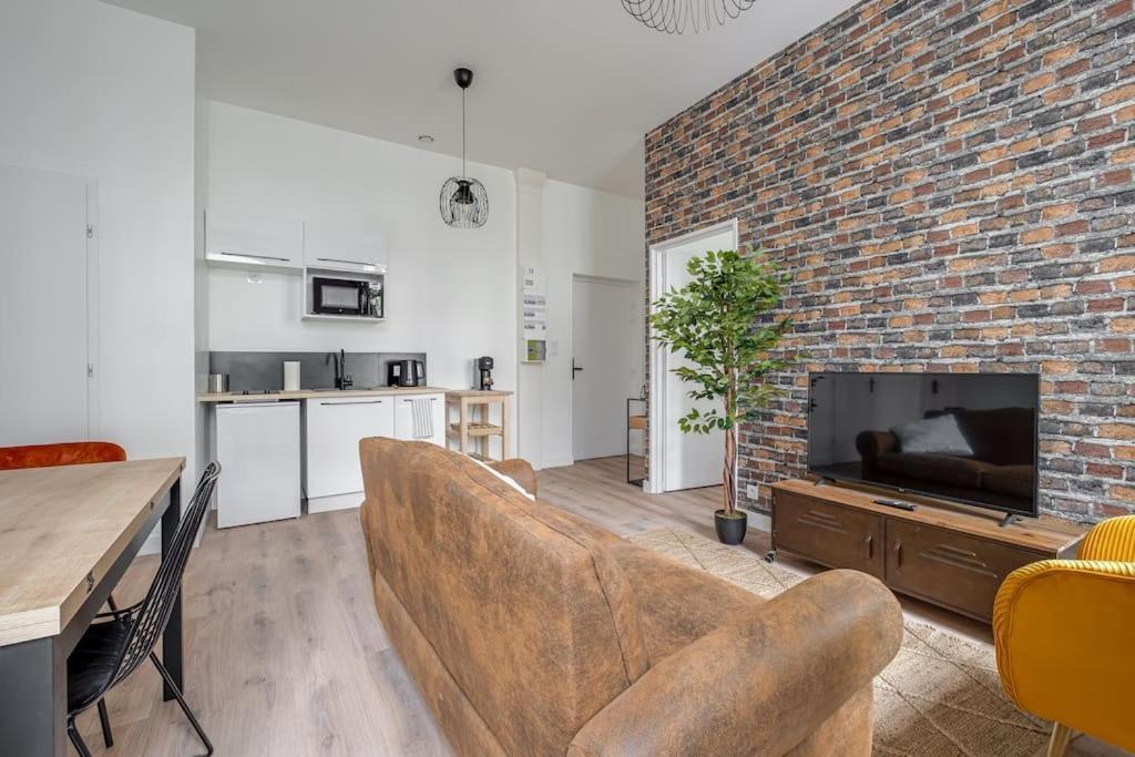 Grand Appartement «  City » Spacieux Et Moderne サン・テティエンヌ エクステリア 写真